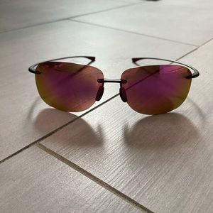 Maui Jim ‘Akau women’s sport sunglasses - pink lenses - never worn! New!